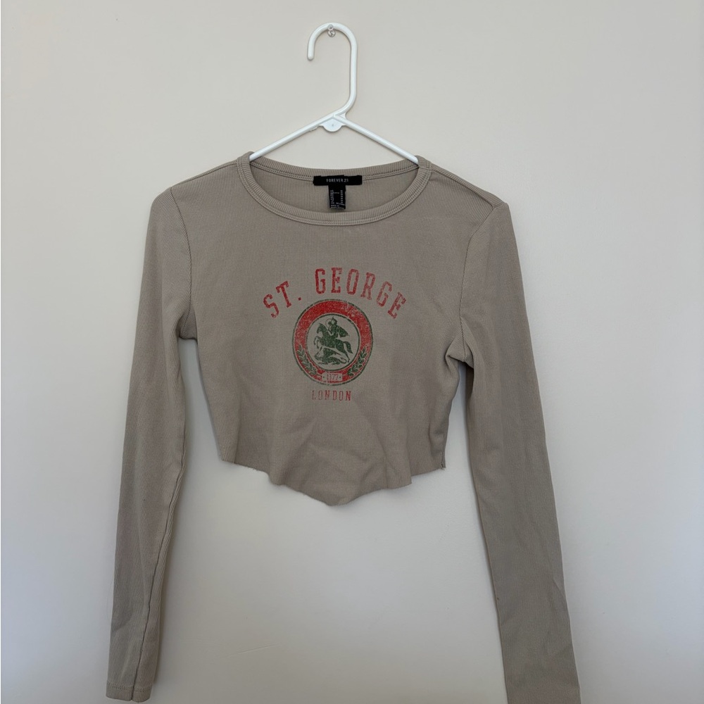 Forever 21 Beige Long-Sleeve Cropped Graphic Tee with Red & Green Crest
